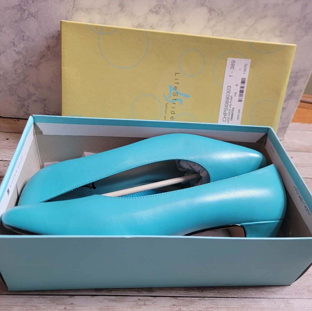 Life Stride Jade Heels Womens 11 Aqua Blue Pumps